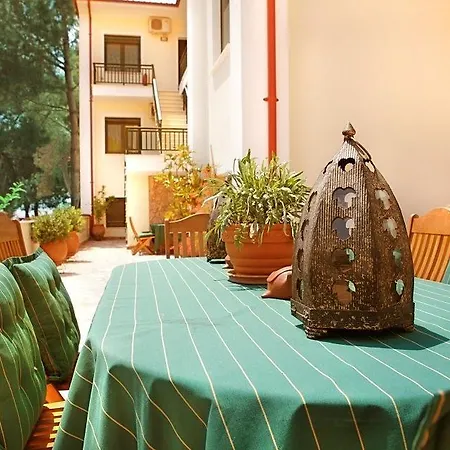 Avra Apartament Neos Marmaras